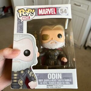 NIB✨ Funkopop Marvel Odin Vinyl Bobble head Figure